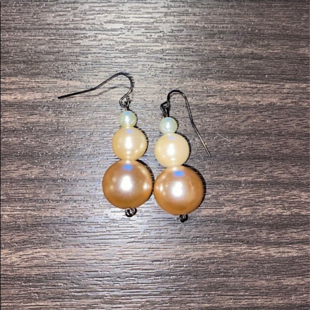 Handmade Pearl Earrings